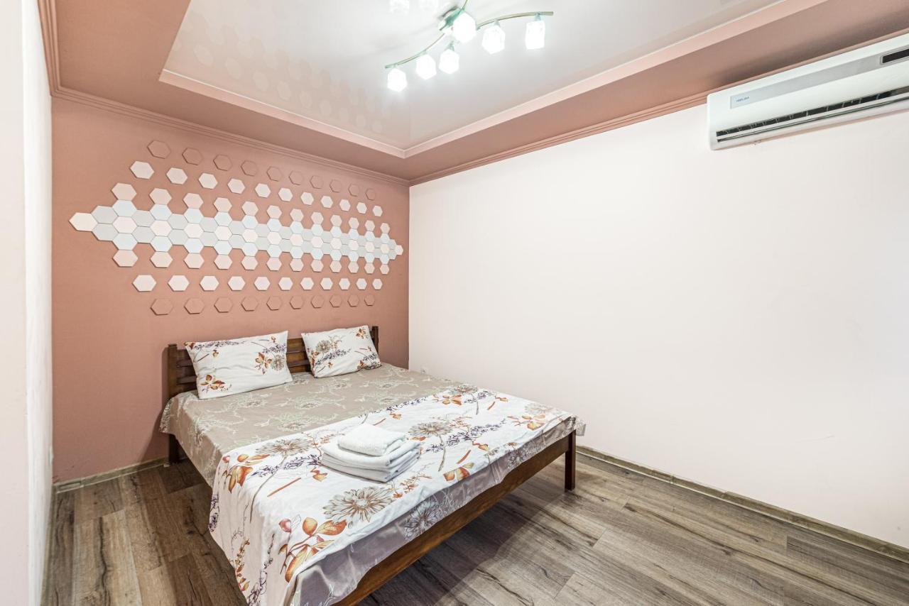 Rest Time Apartments Odesa Exterior foto